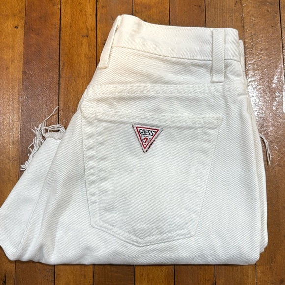 Guess Pants - Guess White Cutoff Jean Shorts 26x3.5" Size 27